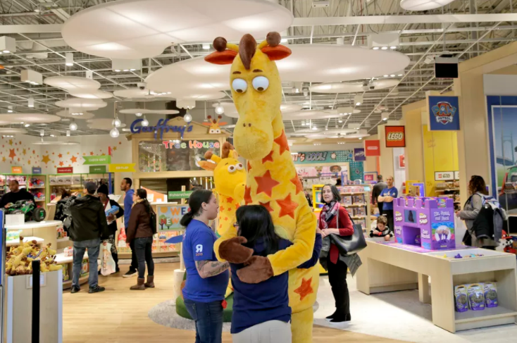 Toys+R+Us+Closes+Their+Final+Two+Stores
