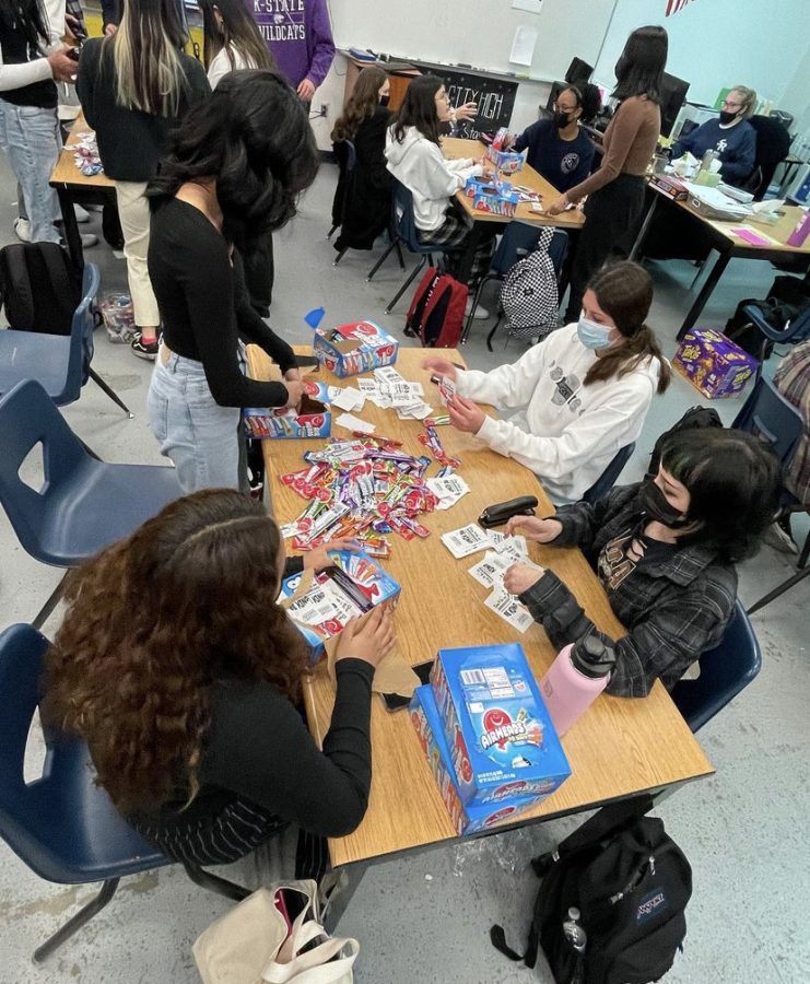 Key Club members prepare for Key Week and the giveaways that follow