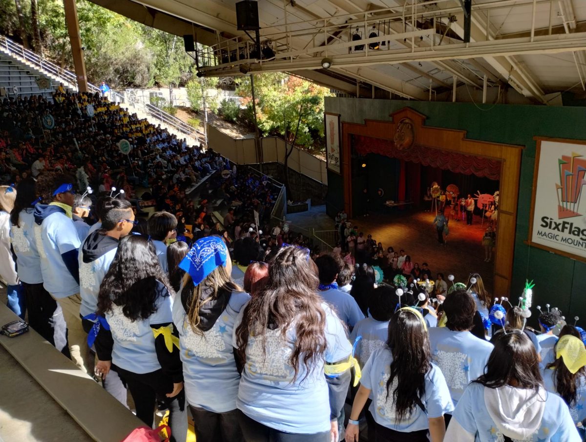 Key Club members at a popular event