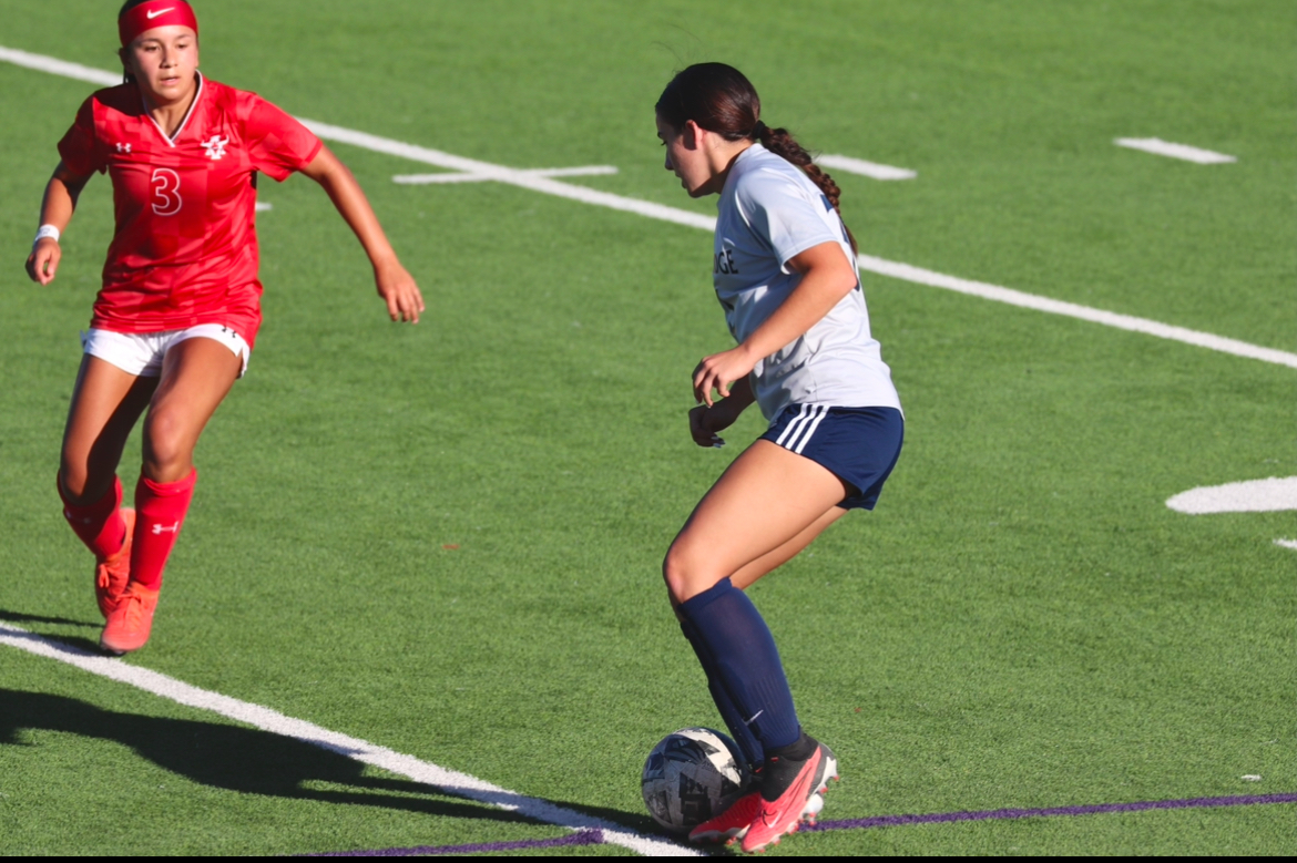 Sage playing during a high school game