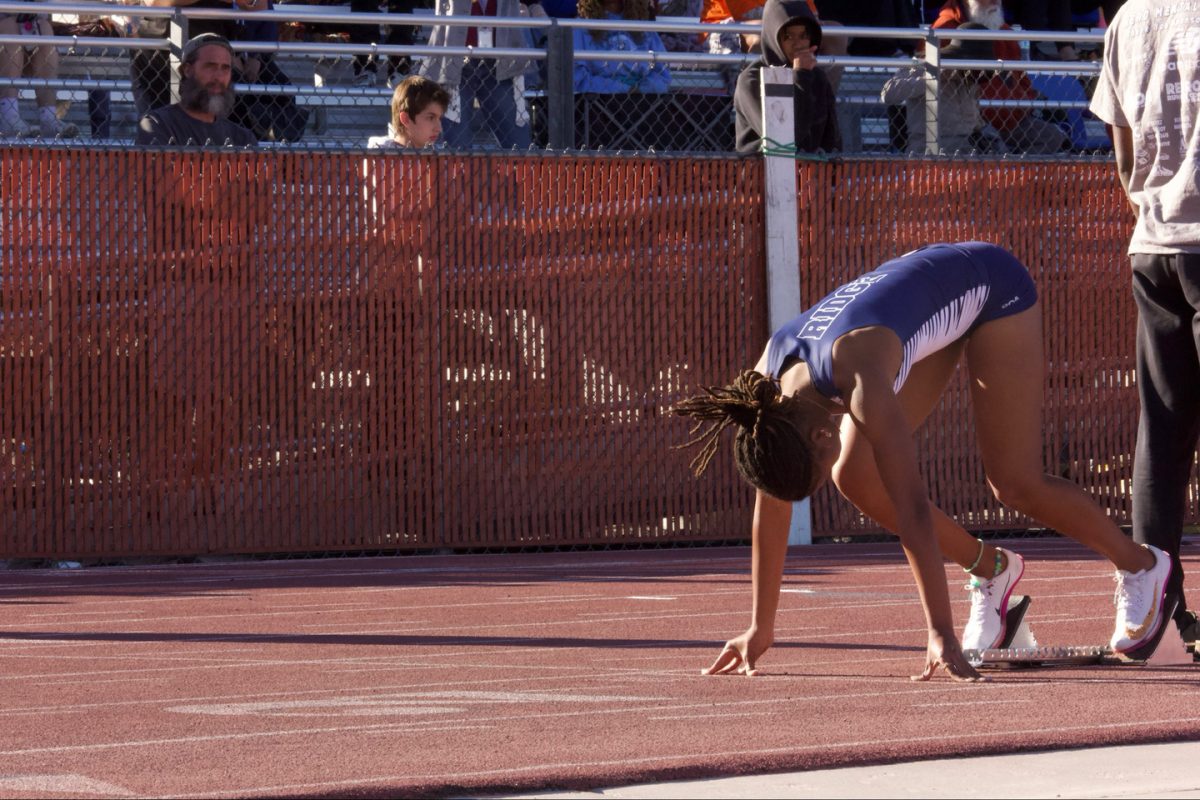Jayla Johnson getting into blocks