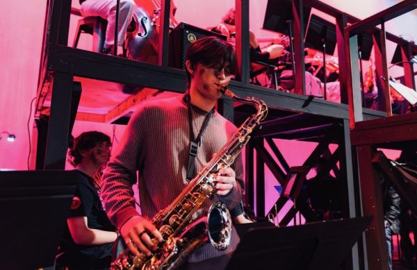 Kylan Carlos soloing